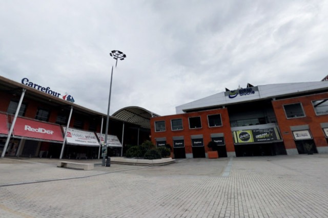 Exterior Centro Comercial Plaza Aluche
