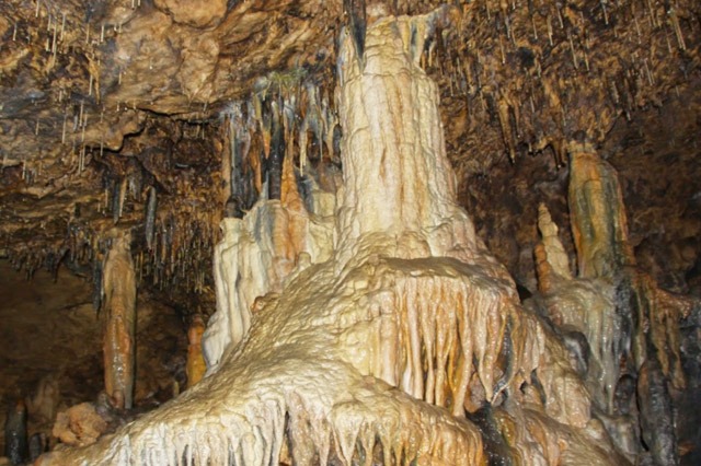 Vista de la Cueva de Enebralejos