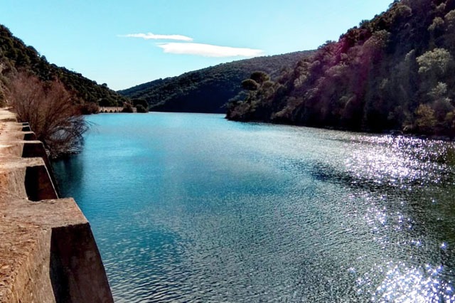 Presa o Embalse de Picadas